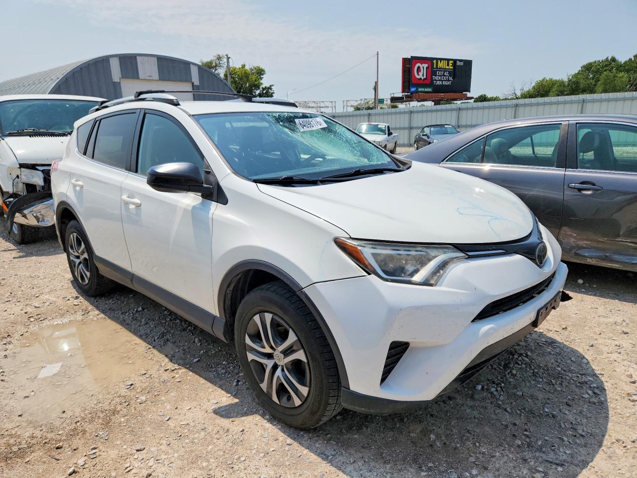 2018 TOYOTA RAV4 LE — снимка 4