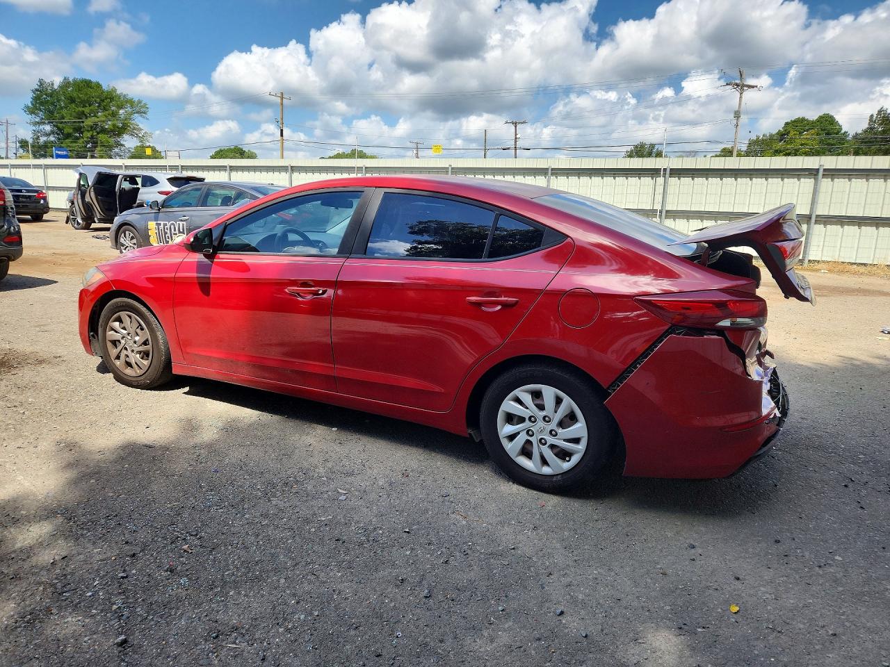 2018 HYUNDAI ELANTRA SE — снимка 2