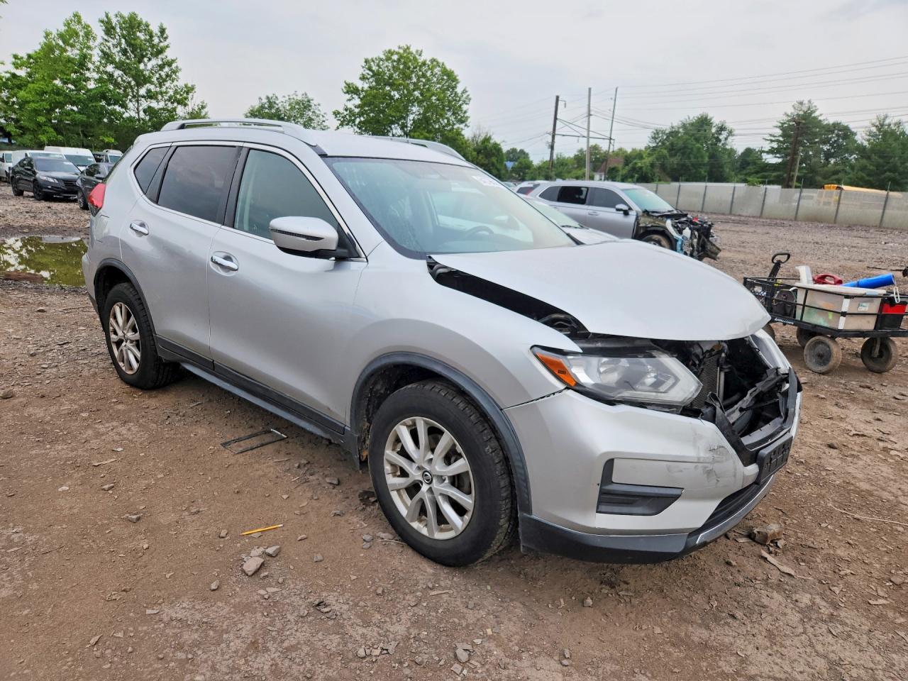 2017 NISSAN ROGUE SV — снимка 4