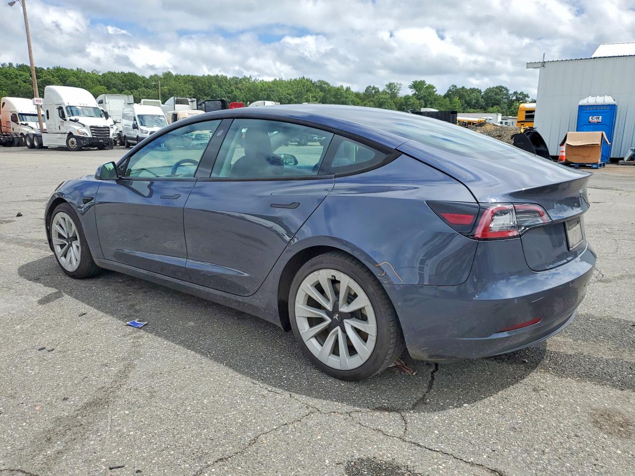 2022 TESLA MODEL 3 — снимка 2