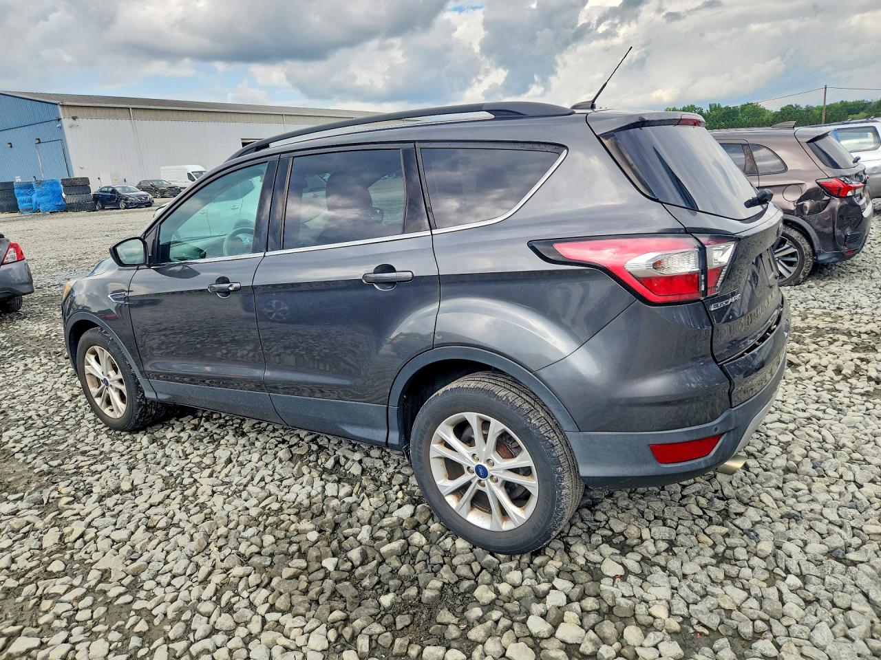 2017 FORD ESCAPE SE — снимка 2