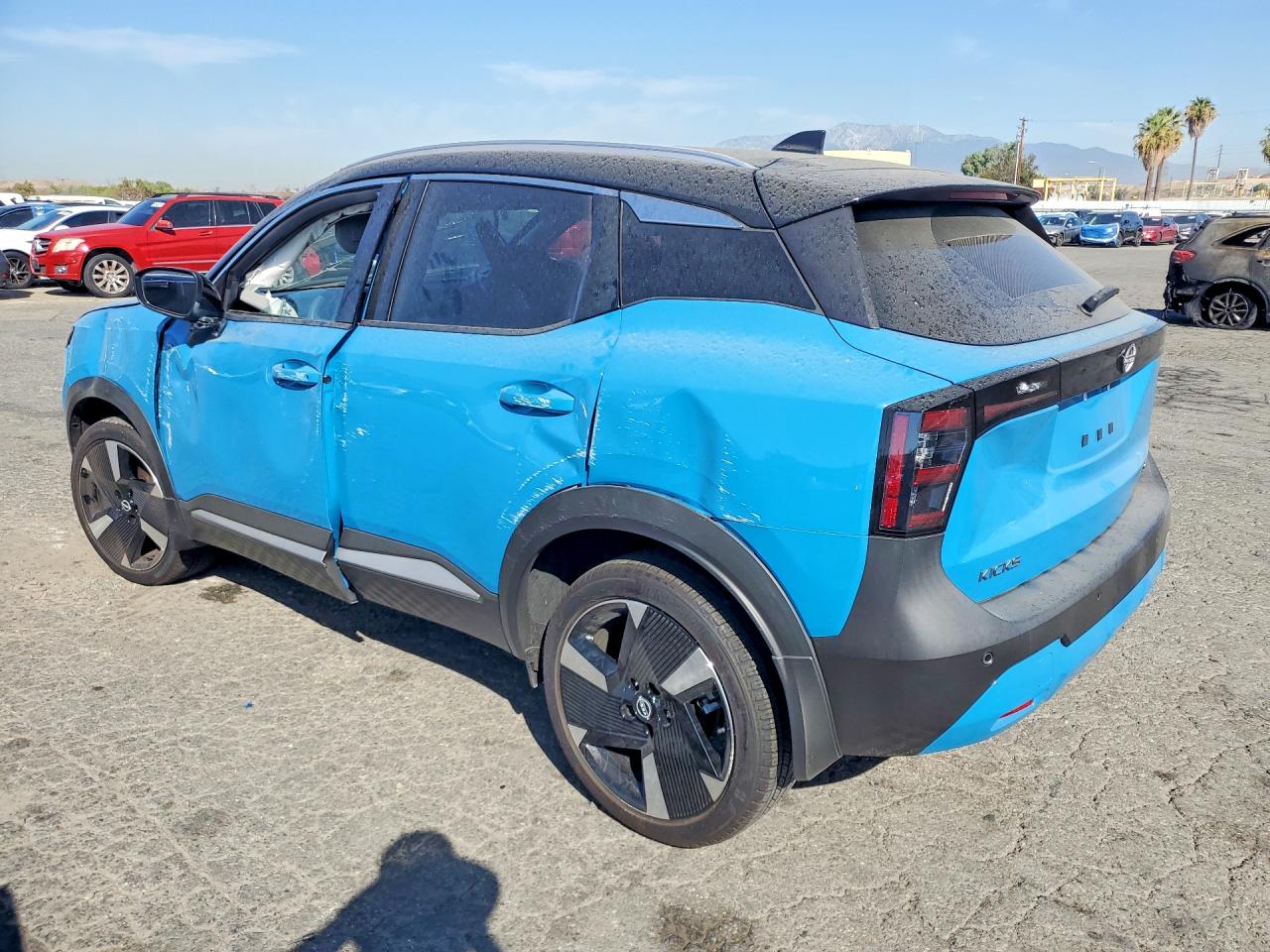2025 NISSAN KICKS SR — снимка 2