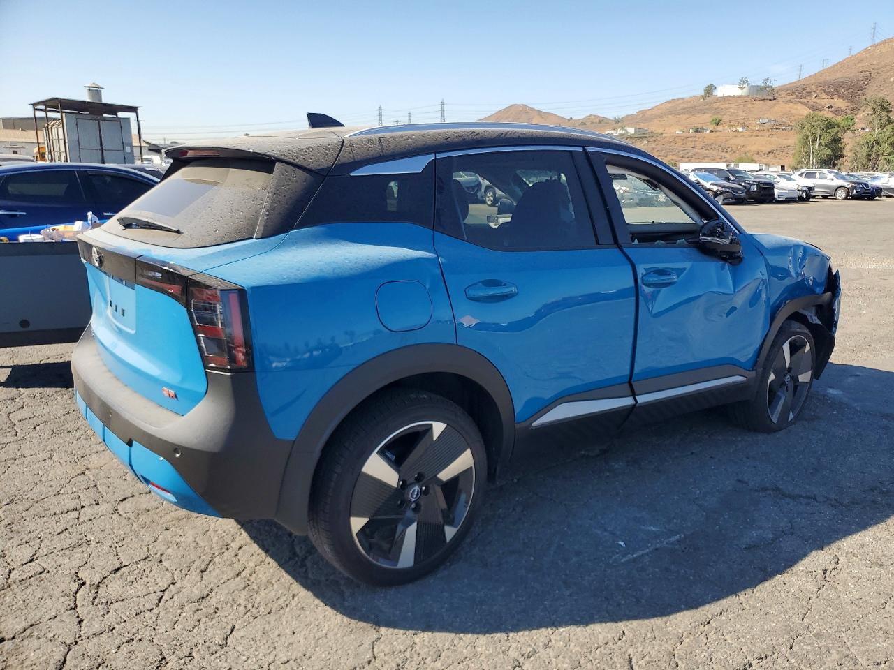 2025 NISSAN KICKS SR — снимка 3