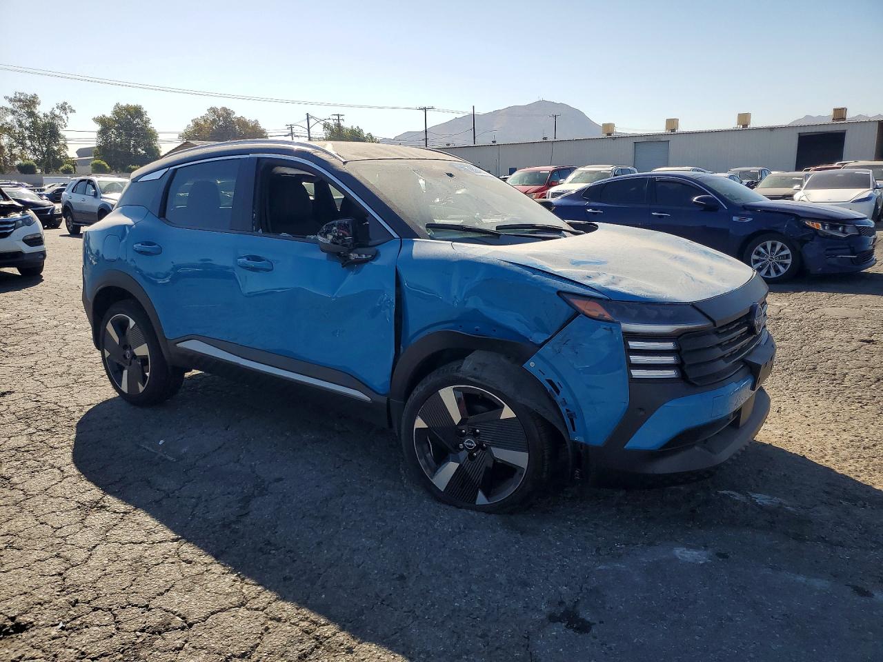 2025 NISSAN KICKS SR — снимка 4