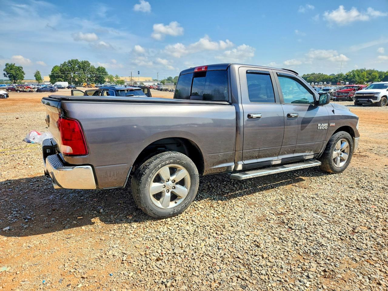 2016 RAM 1500 SLT — снимка 3