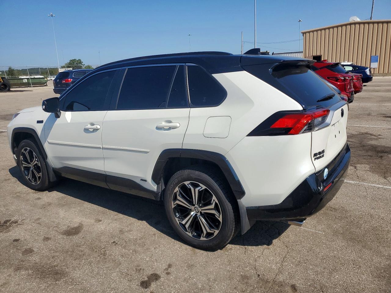 2022 TOYOTA RAV4 PRIME XSE — снимка 2