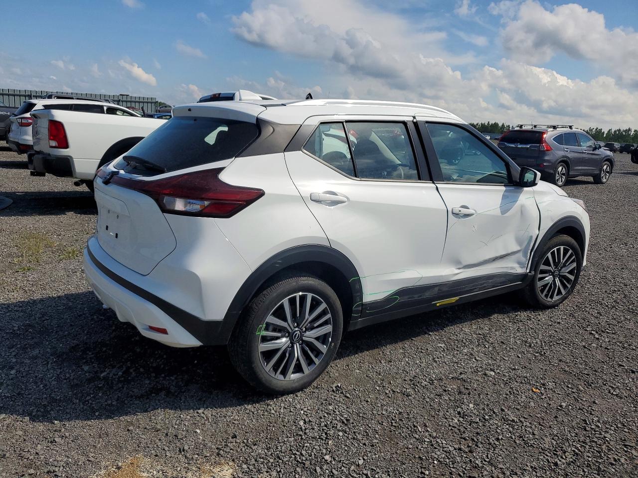 2025 NISSAN KICKS PLAY SV — снимка 3