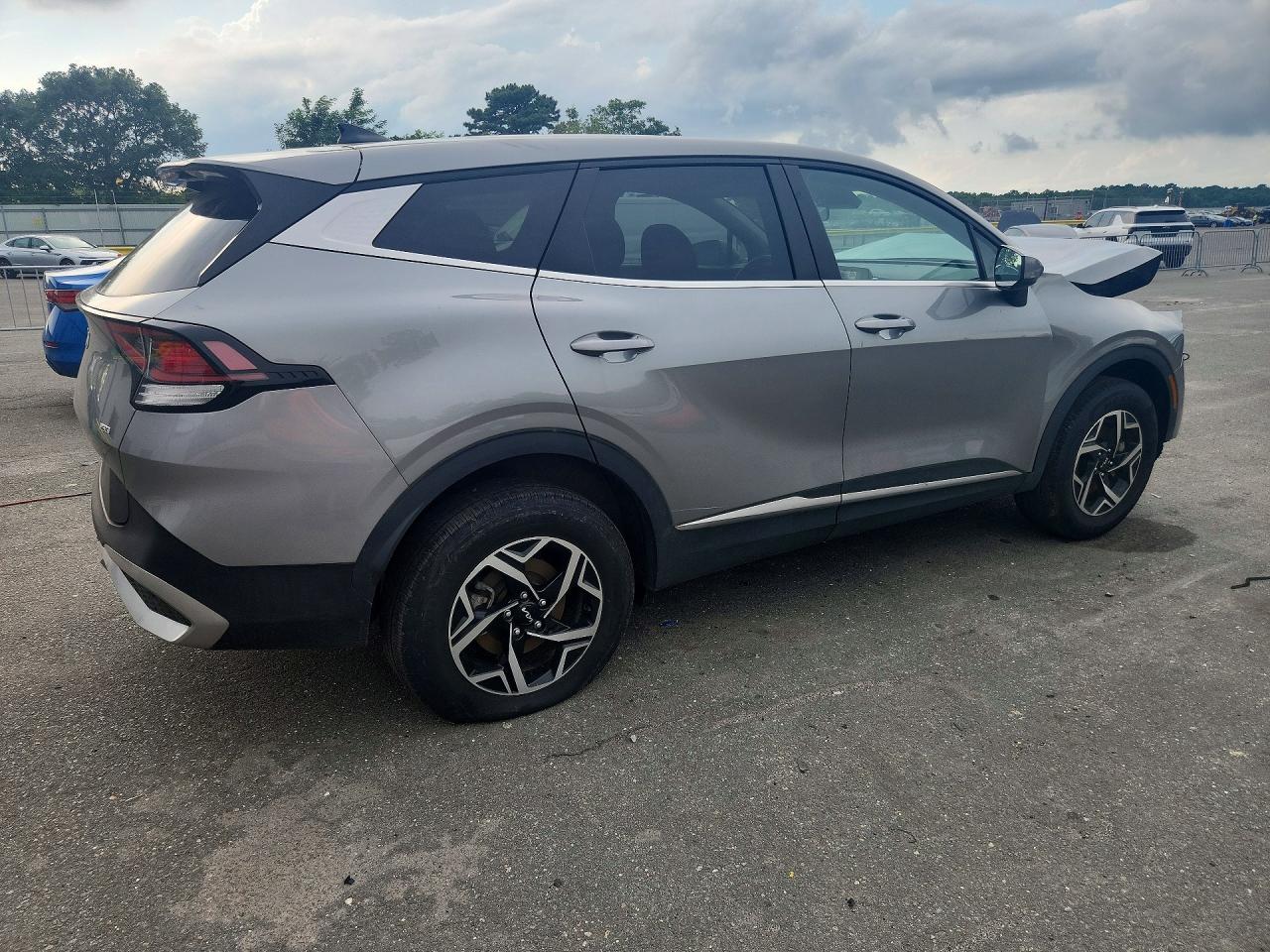 2025 KIA SPORTAGE LX — снимка 3