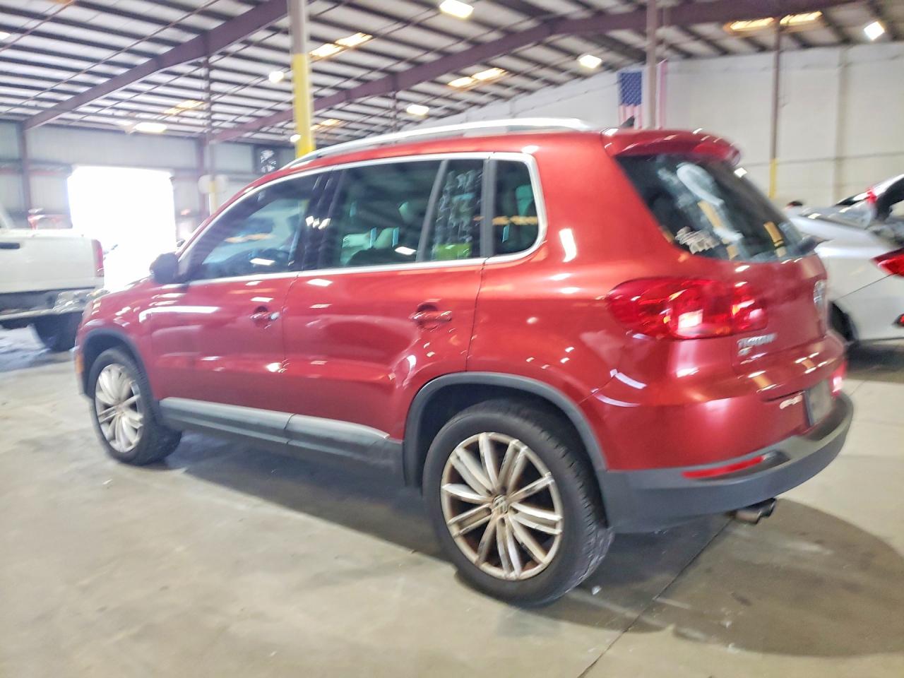 2016 VOLKSWAGEN TIGUAN S — снимка 2