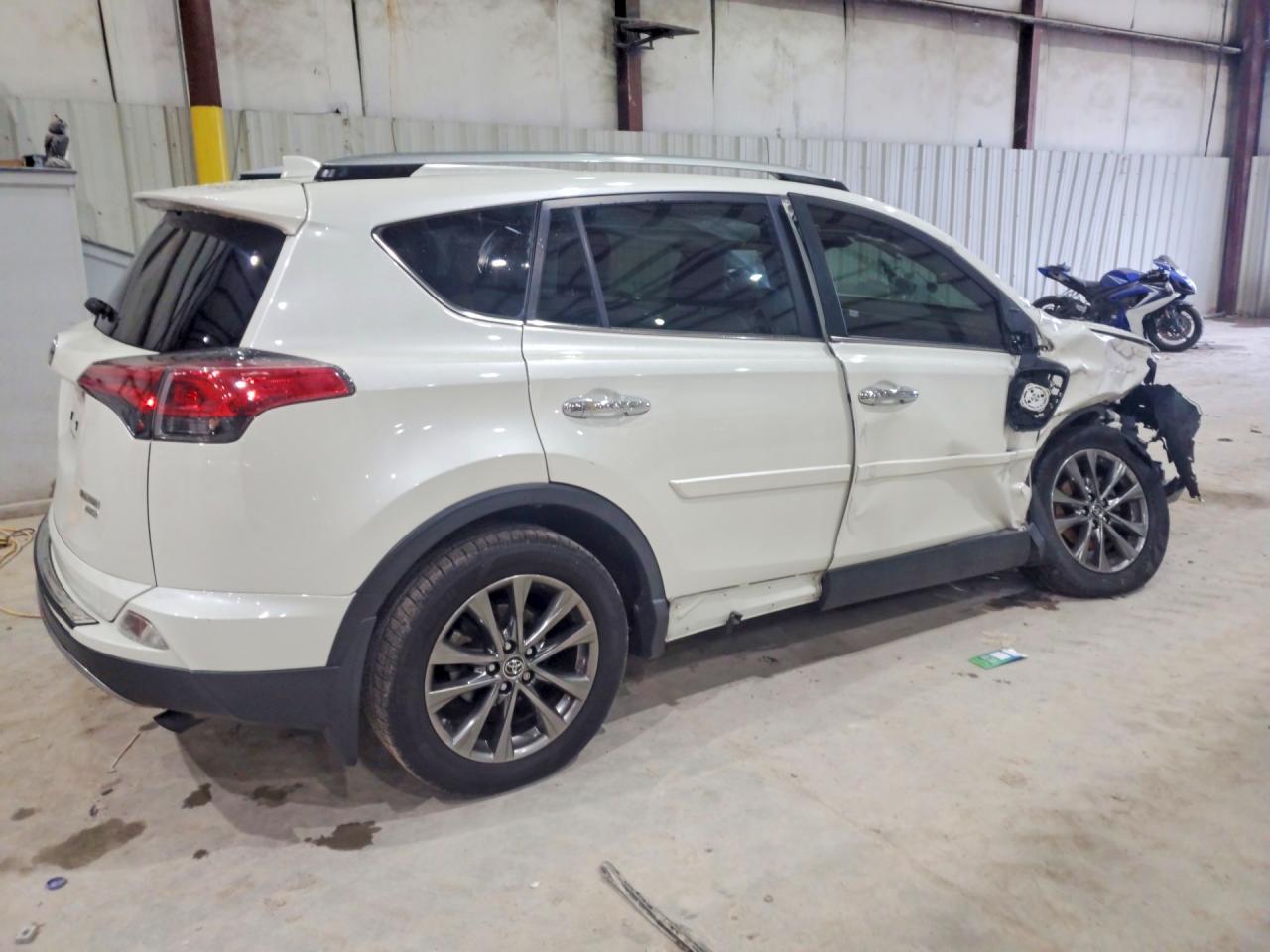 2018 TOYOTA RAV4 LIMITED — снимка 3