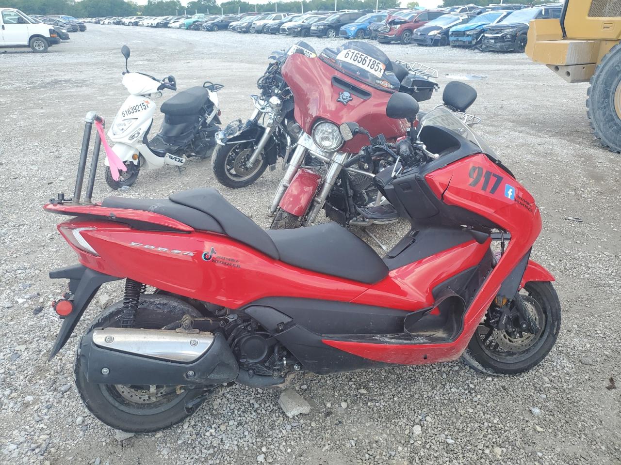 2016 HONDA NSS300
