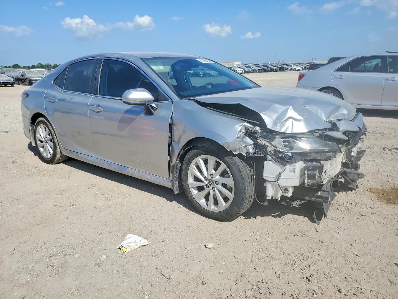 2022 TOYOTA CAMRY LE — снимка 4