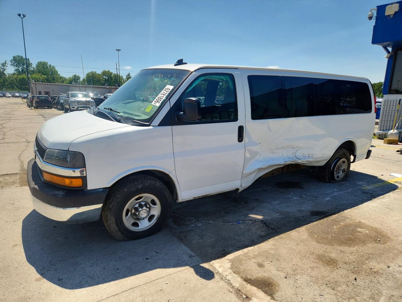 2017 CHEVROLET EXPRESS G3500 LT