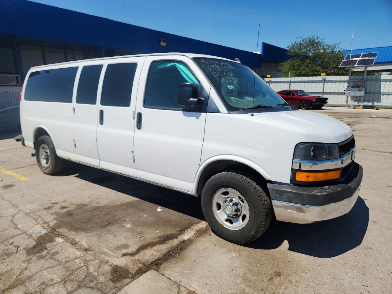 2017 CHEVROLET EXPRESS G3500 LT — снимка 4