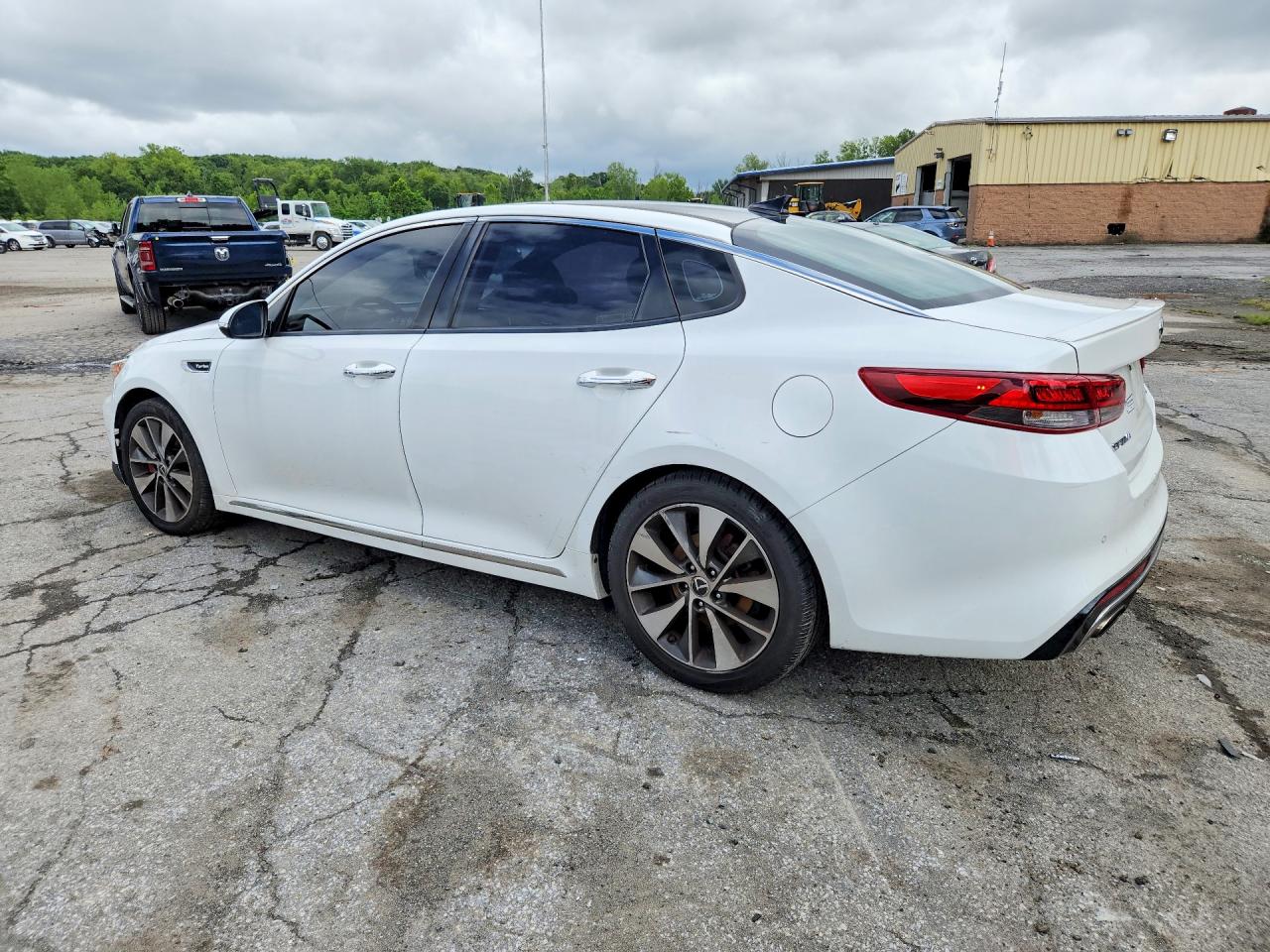 2016 KIA OPTIMA SXL — снимка 2
