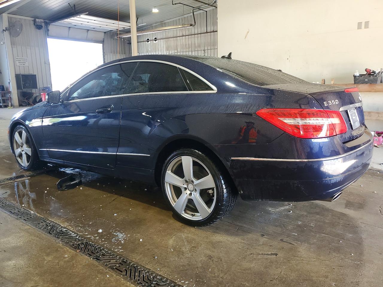 2013 MERCEDES-BENZ E 350 4MATIC — снимка 2