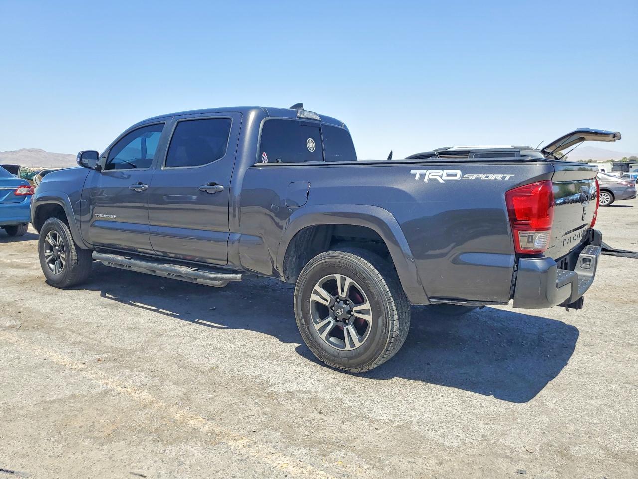2017 TOYOTA TACOMA TRD SPORT — снимка 2