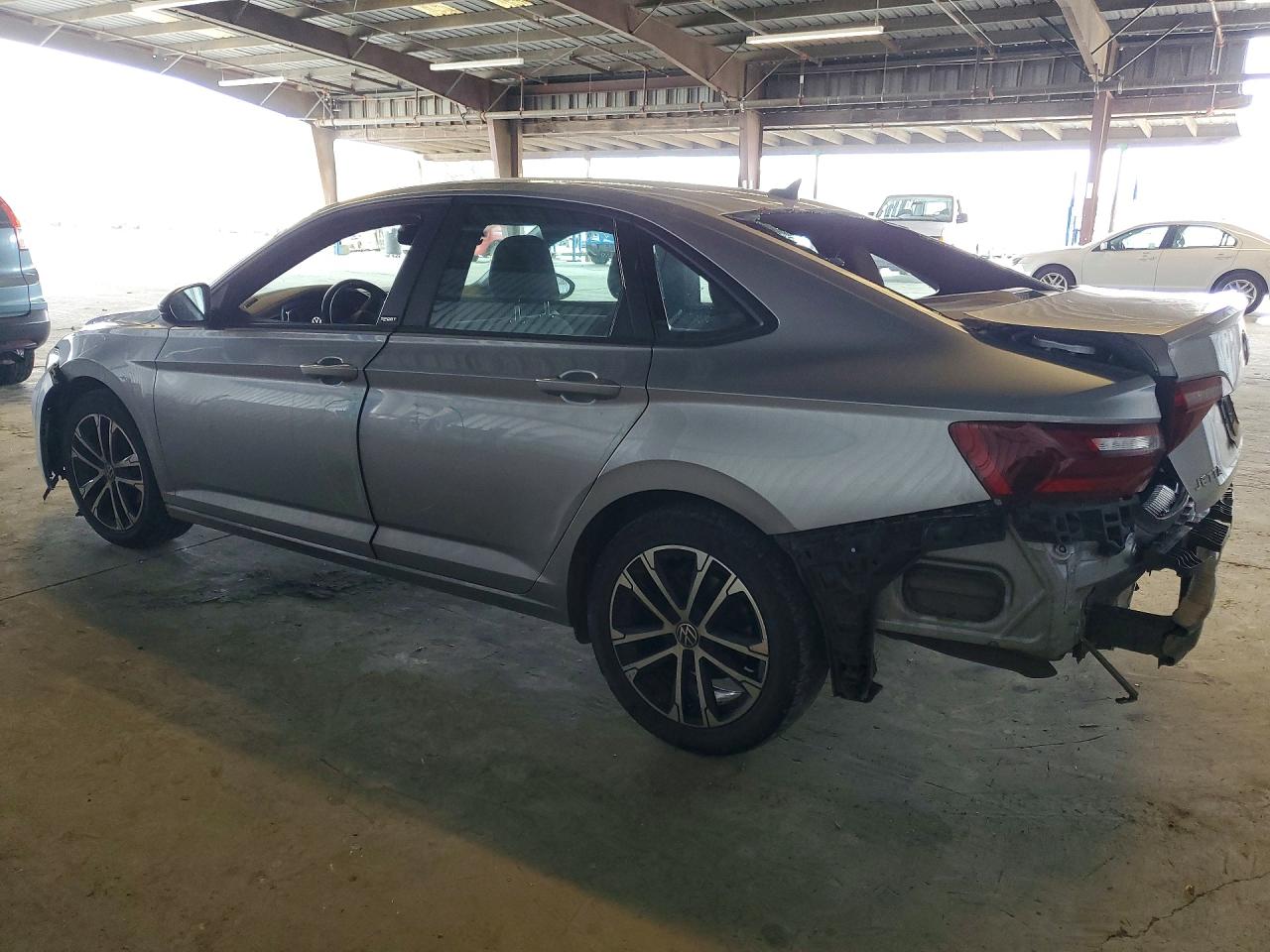 2023 VOLKSWAGEN JETTA SPORT — снимка 2