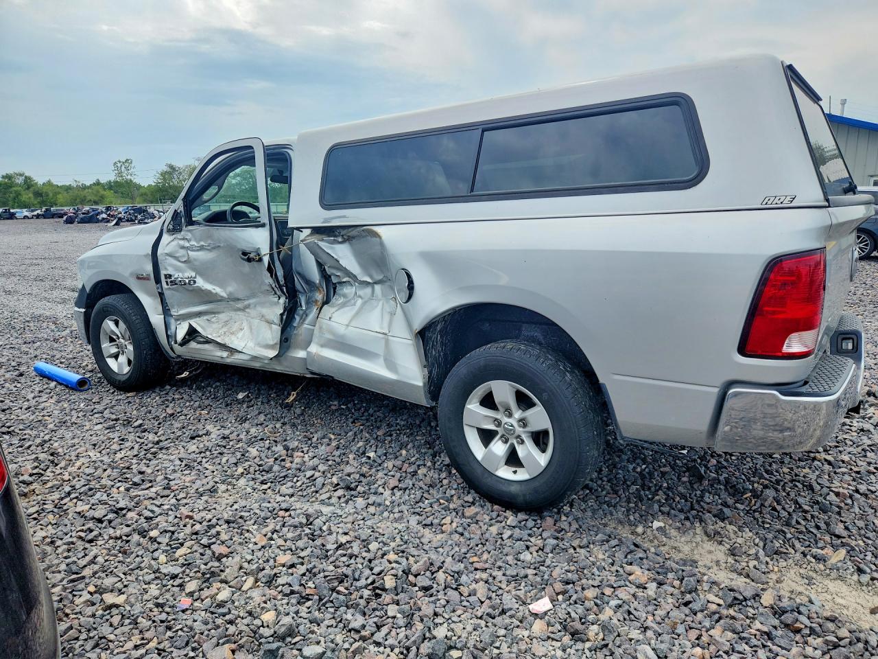2015 RAM 1500 ST — снимка 2