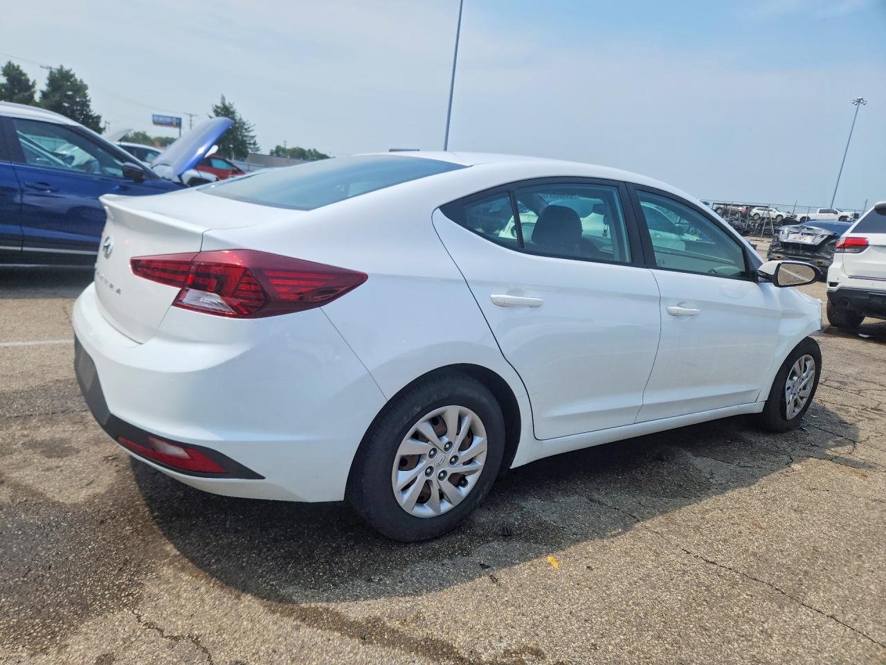 2019 HYUNDAI ELANTRA SE — снимка 3
