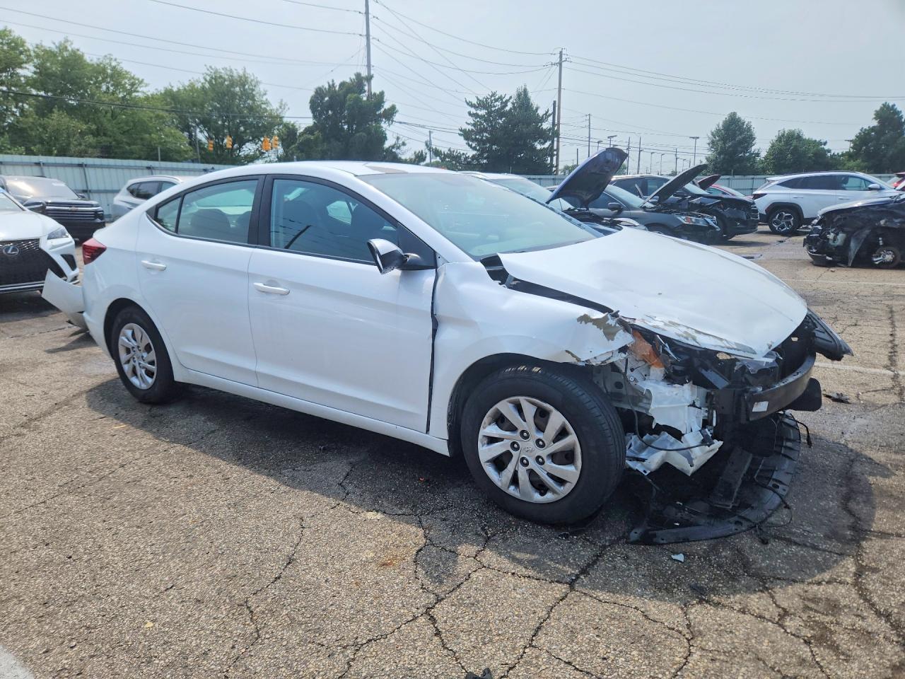 2019 HYUNDAI ELANTRA SE — снимка 4