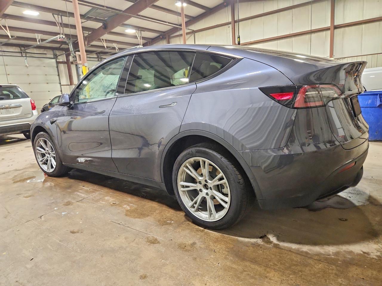 2023 TESLA MODEL Y — снимка 2