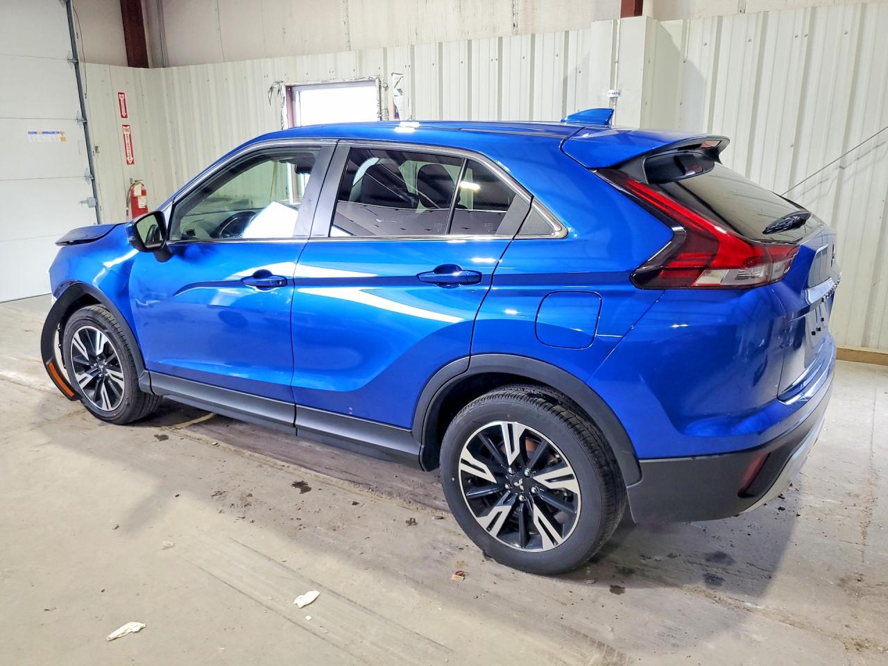2025 MITSUBISHI ECLIPSE CROSS SE — снимка 2