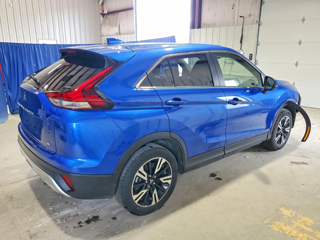 2025 MITSUBISHI ECLIPSE CROSS SE — снимка 3