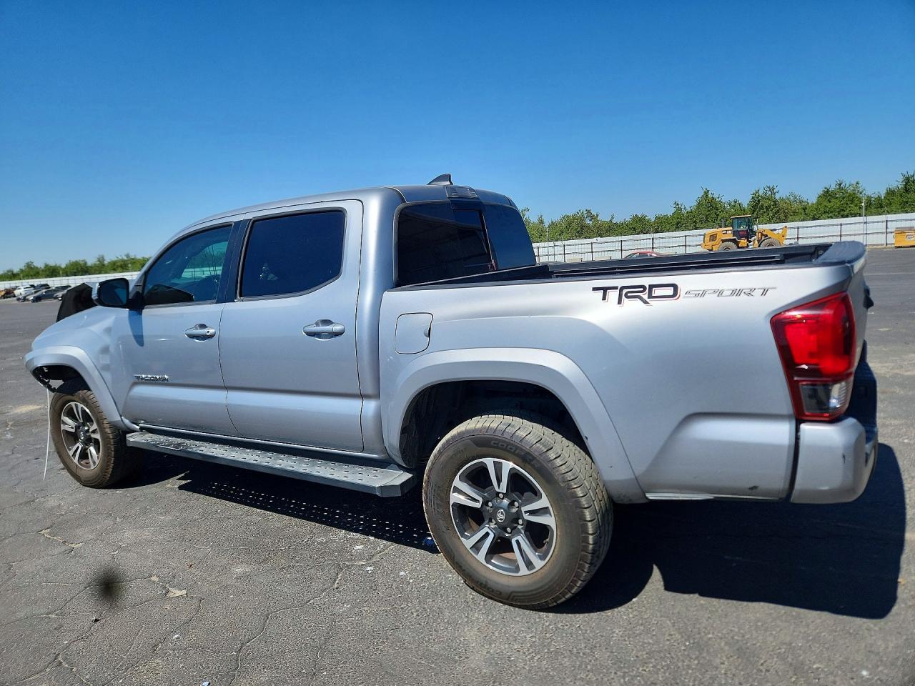 2019 TOYOTA TACOMA TRD SPORT — снимка 2