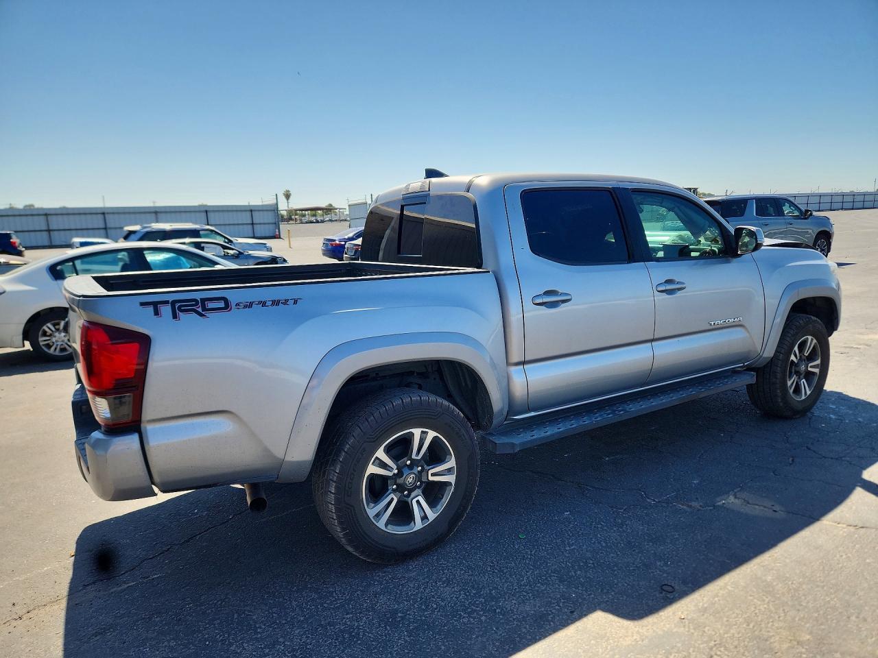 2019 TOYOTA TACOMA TRD SPORT — снимка 3