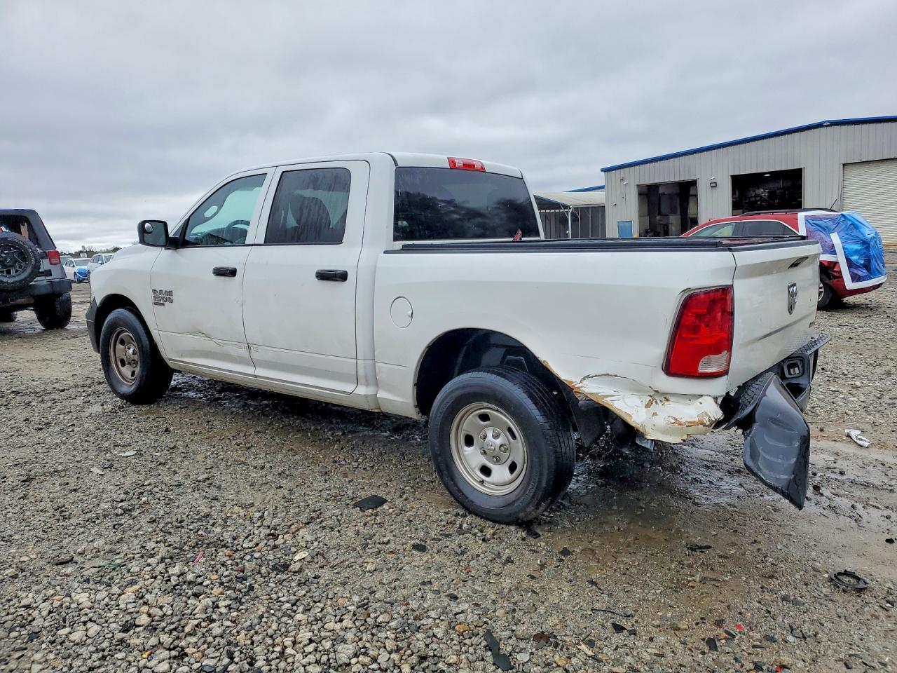 2019 RAM 1500 CLASSIC TRADESMAN — снимка 2
