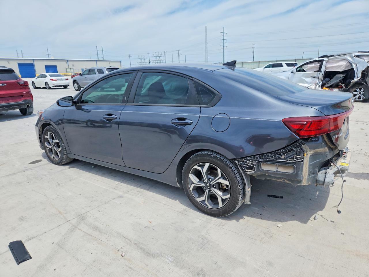 2019 KIA FORTE LXS — снимка 2