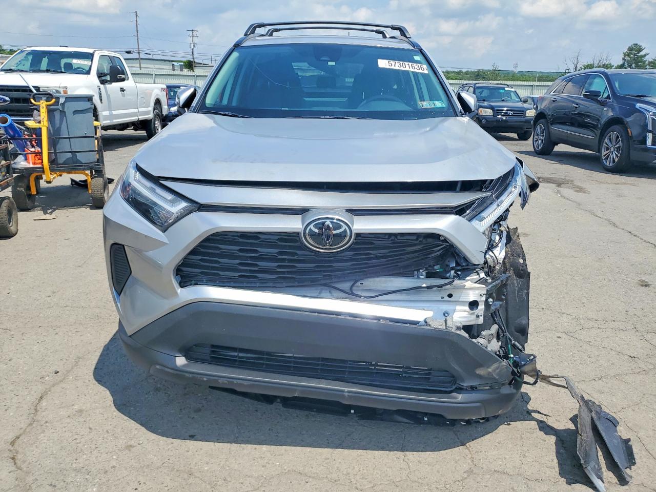 2025 TOYOTA RAV4 HYBRID XLE — снимка 5