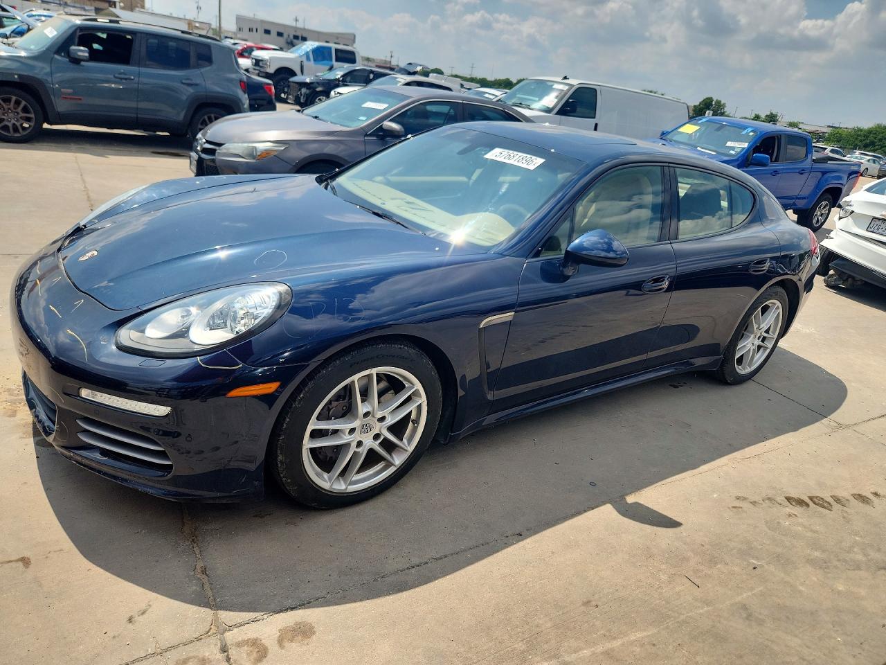 2014 PORSCHE PANAMERA 2/4