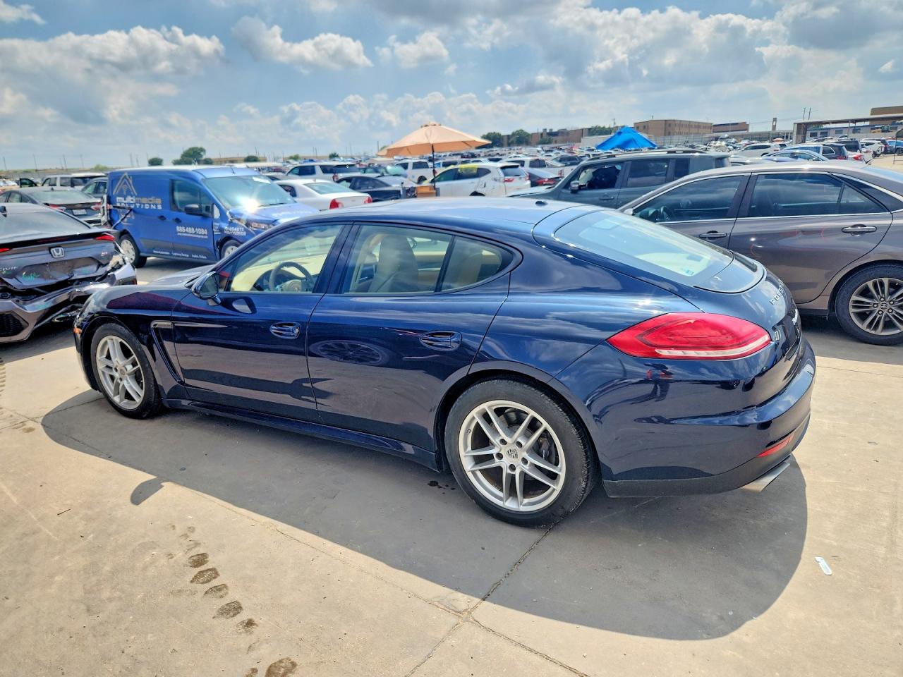2014 PORSCHE PANAMERA 2/4 — снимка 2