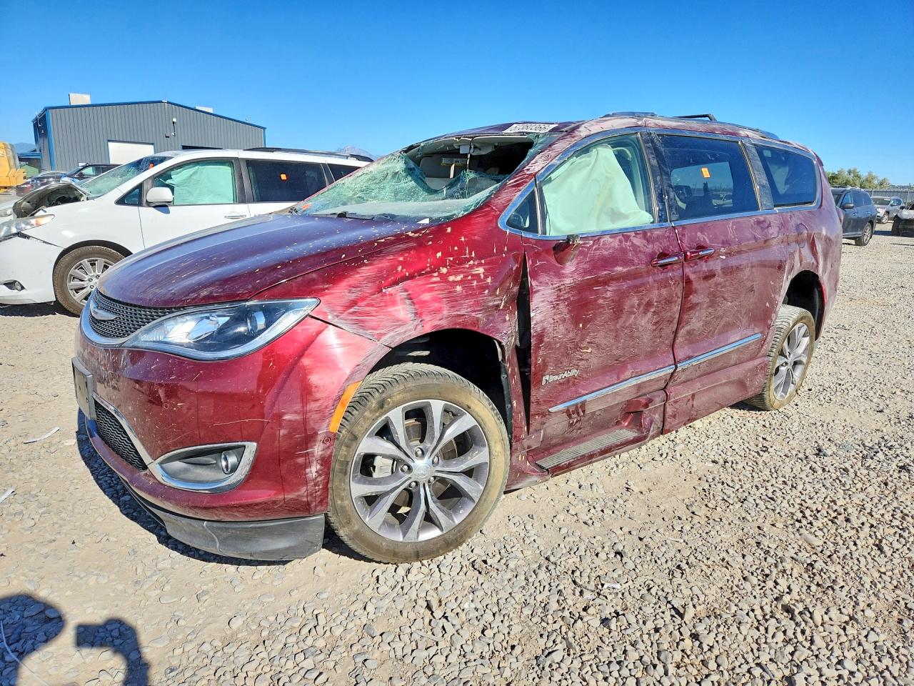 2019 CHRYSLER PACIFICA LIMITED