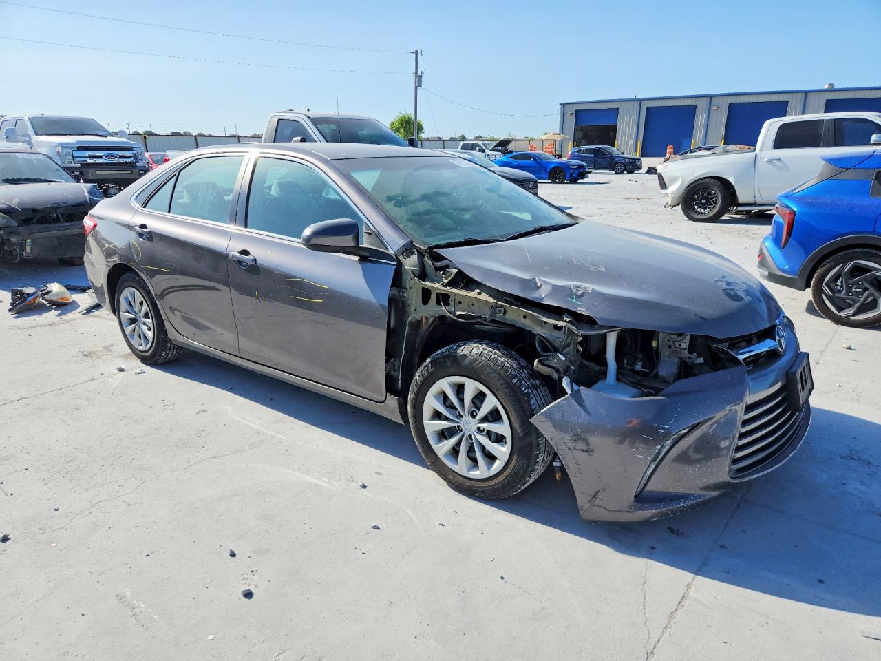 2017 TOYOTA CAMRY LE — снимка 4