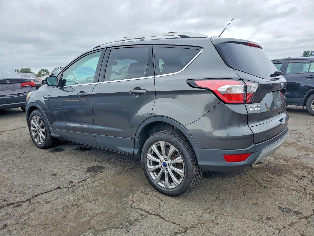 2017 FORD ESCAPE TITANIUM — снимка 2