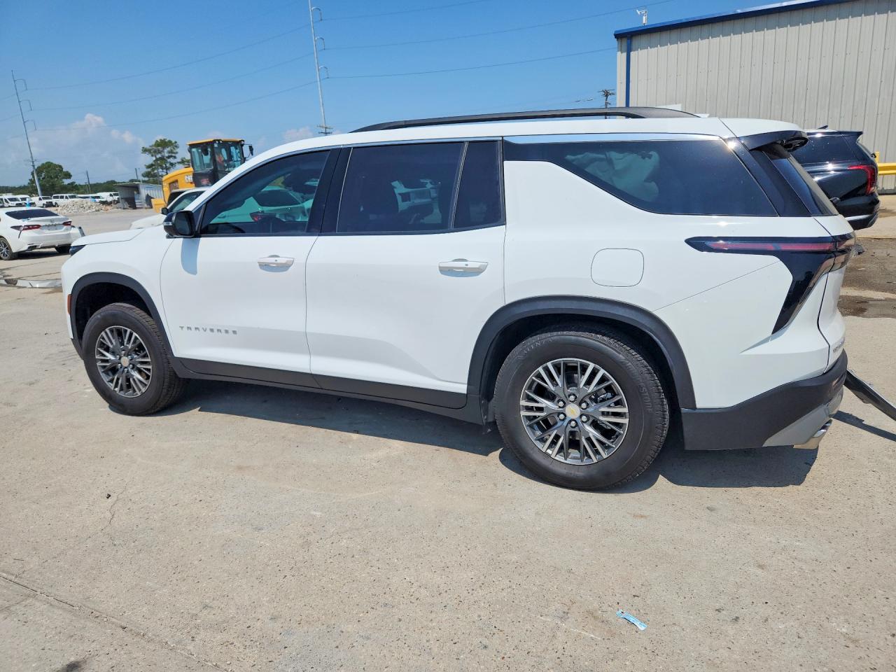 2026 CHEVROLET TRAVERSE LT — снимка 2