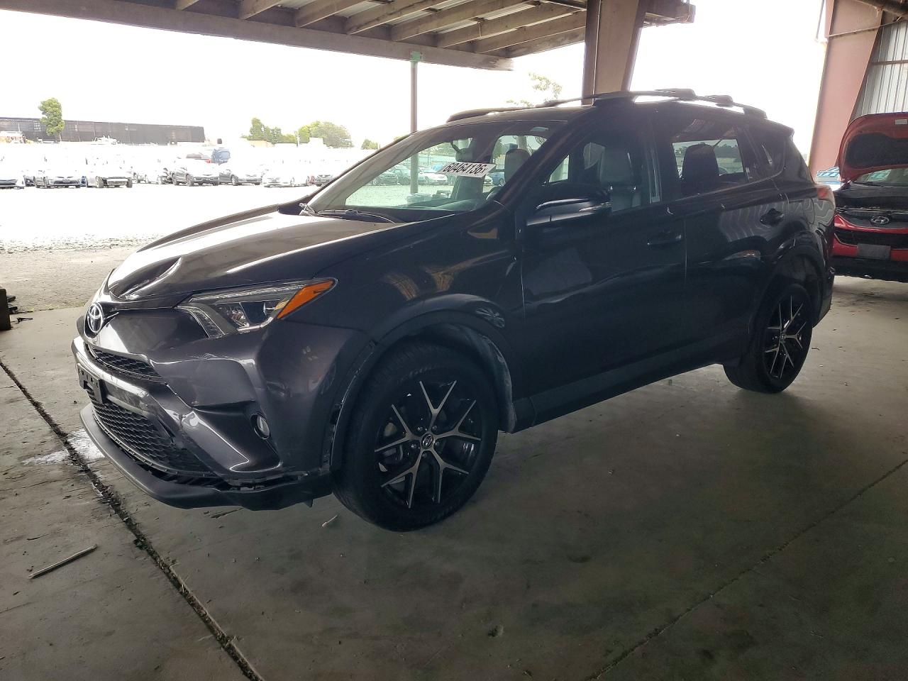 2016 TOYOTA RAV4 SE