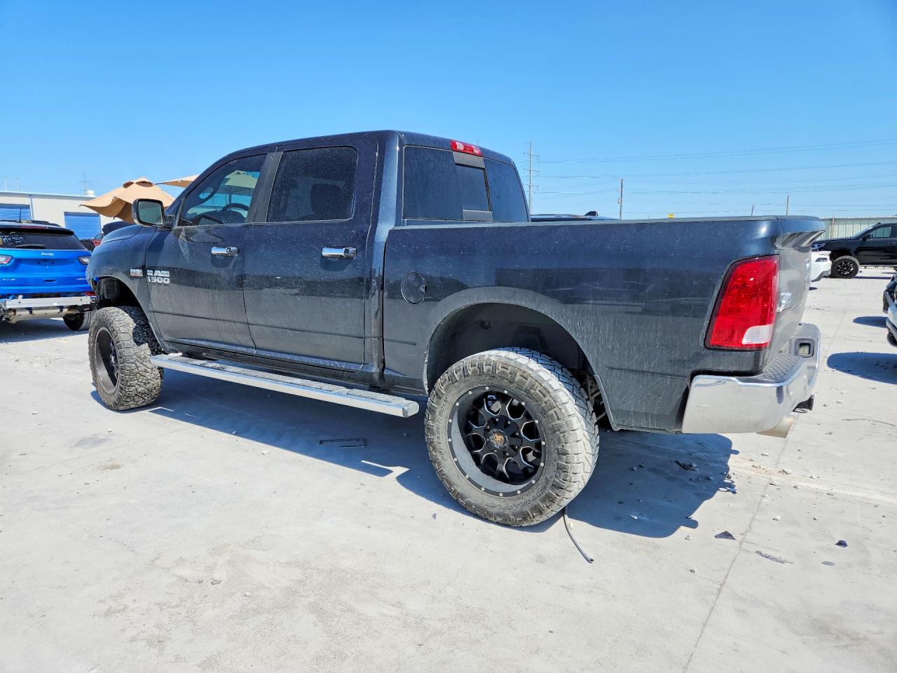 2016 RAM 1500 SLT — снимка 2