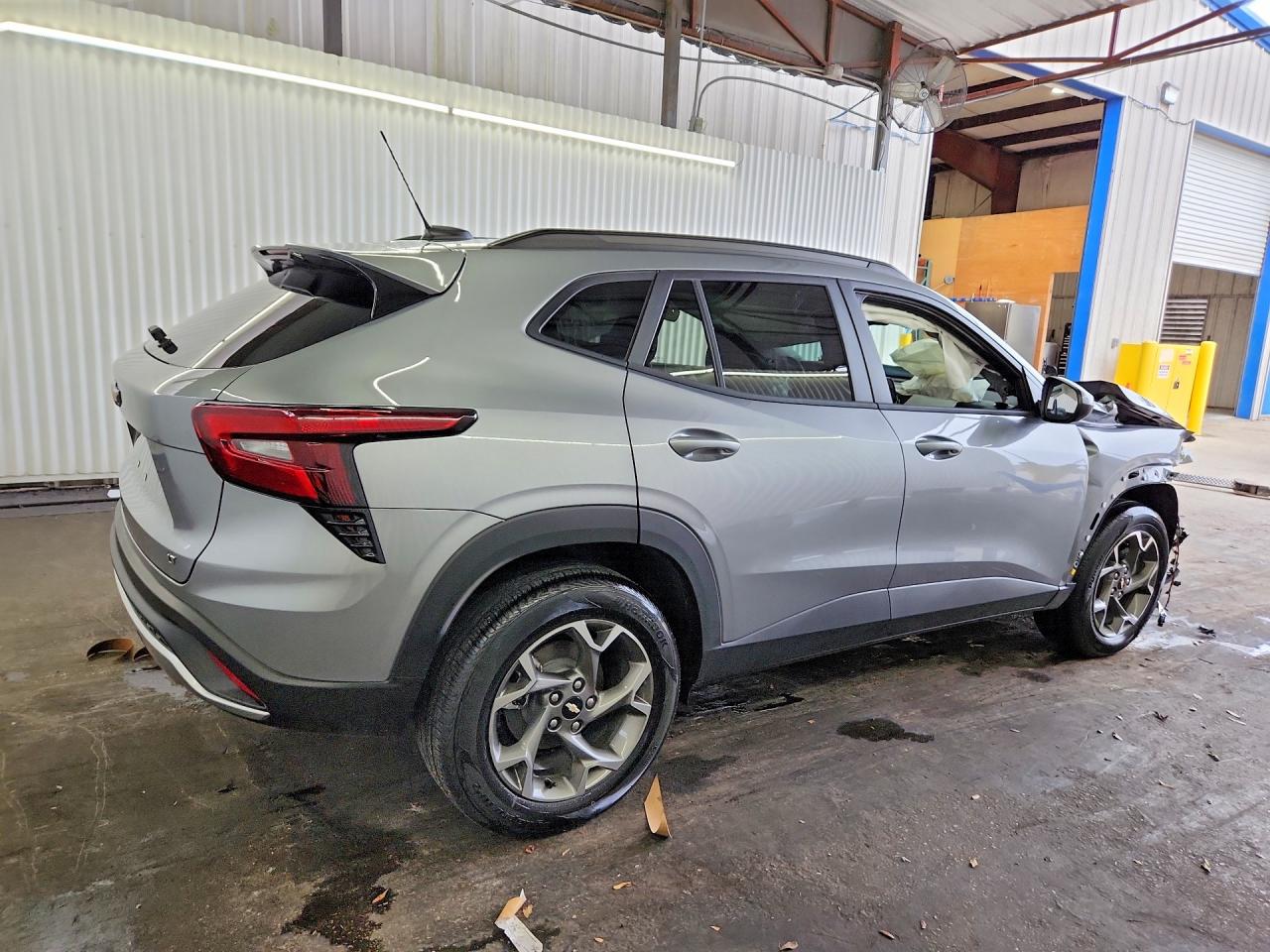 2026 CHEVROLET TRAX 1LT — снимка 3