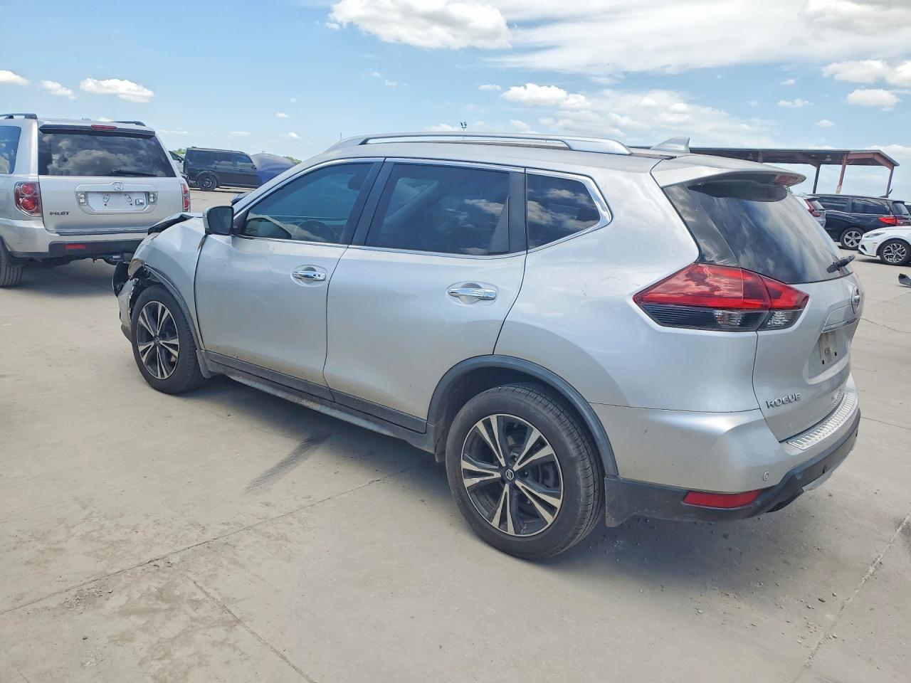 2019 NISSAN ROGUE SV — снимка 2