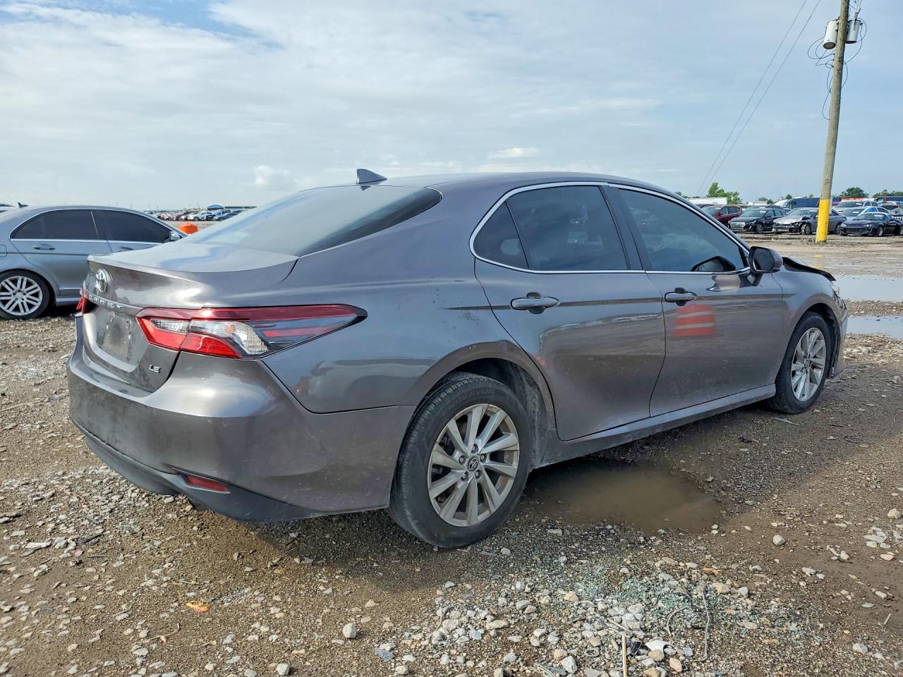 2023 TOYOTA CAMRY LE — снимка 3