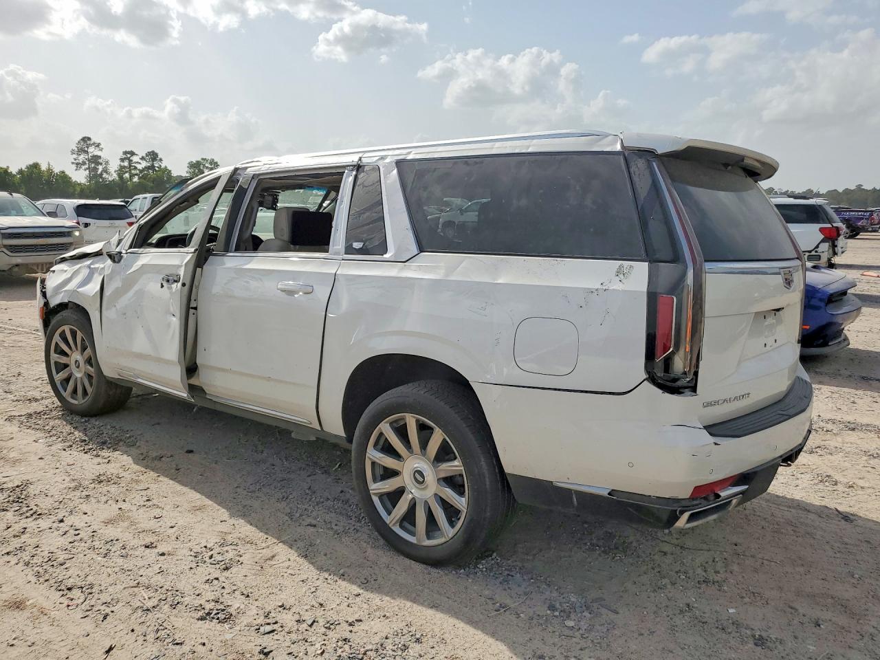 2022 CADILLAC ESCALADE ESV PREMIUM LUXURY PLATINUM — снимка 2