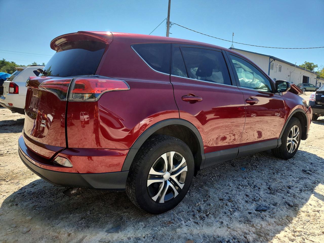 2018 TOYOTA RAV4 LE — снимка 3