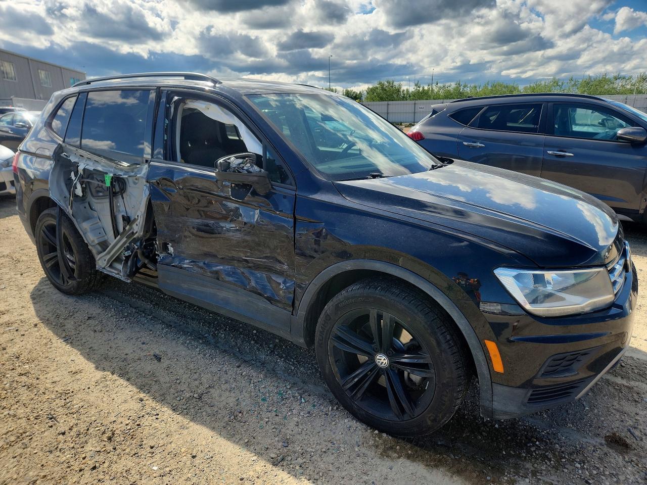 2019 VOLKSWAGEN TIGUAN S — снимка 4