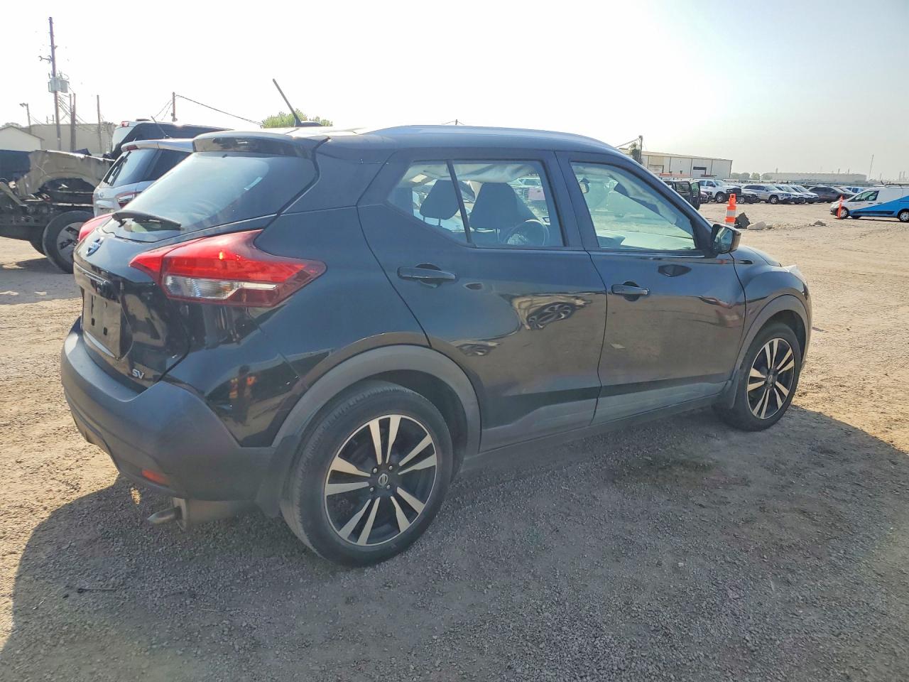 2019 NISSAN KICKS SV — снимка 3