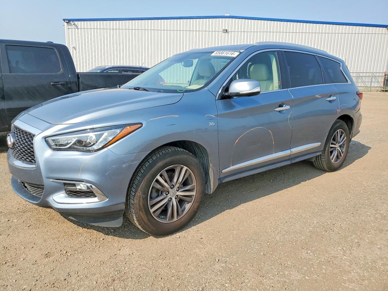 2017 INFINITI QX60 BASE