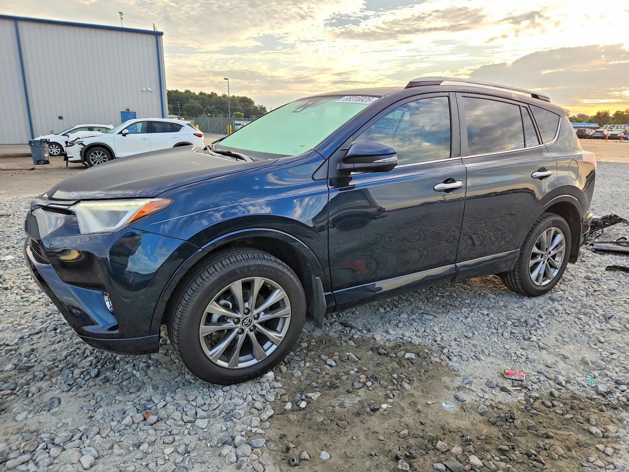 2017 TOYOTA RAV4 PLATINUM